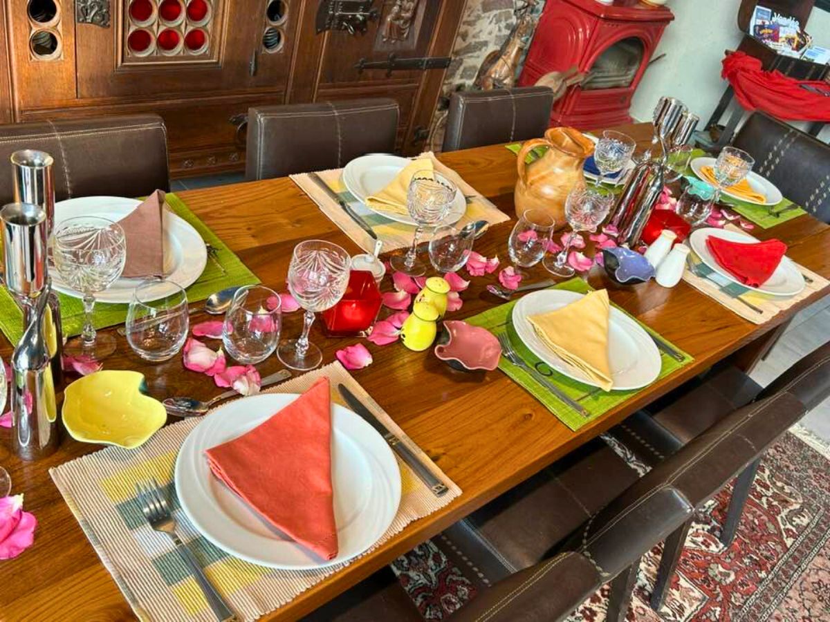table d'hôtes dressée